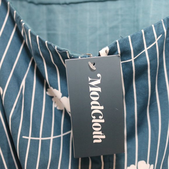 Modcloth Sleeveless Open Tie Back Blue Dress Sz 10 - Picture 6 of 7